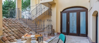 Nella Apartment With Pool