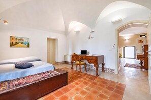 Family Apartment, 2 Bedrooms, 2 Bathrooms (Nella Apartment With Pool) | 2 bedrooms, WiFi - Nella Apartment With Pool (Sannicandro di Bari)