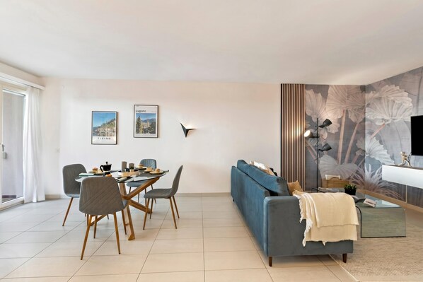 Family Apartment, Multiple Bedrooms (Residenza Tasso Sul Lago) | Living area