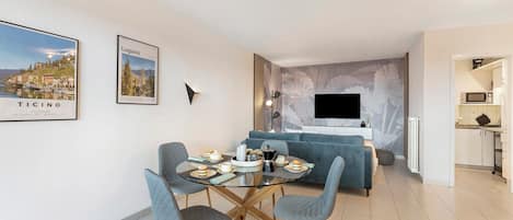 Family Apartment, Multiple Bedrooms (Residenza Tasso Sul Lago) | Dining