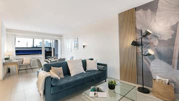 Family Apartment, 1 Bedroom, Microwave (Residenza Tasso Sul Lago in) | Living room
