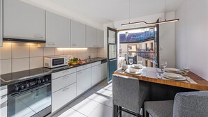 Luxury Apartment, 3 Bedrooms, 2 Bathrooms (Novos Arcadia 501 for 6) | Private kitchen - Novos Arcadia 501 for 6 (Lugano)