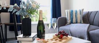 Brand New Stylish Apartment in Central Gloucester