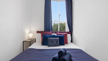 2 bedrooms, iron/ironing board, free WiFi, bed sheets