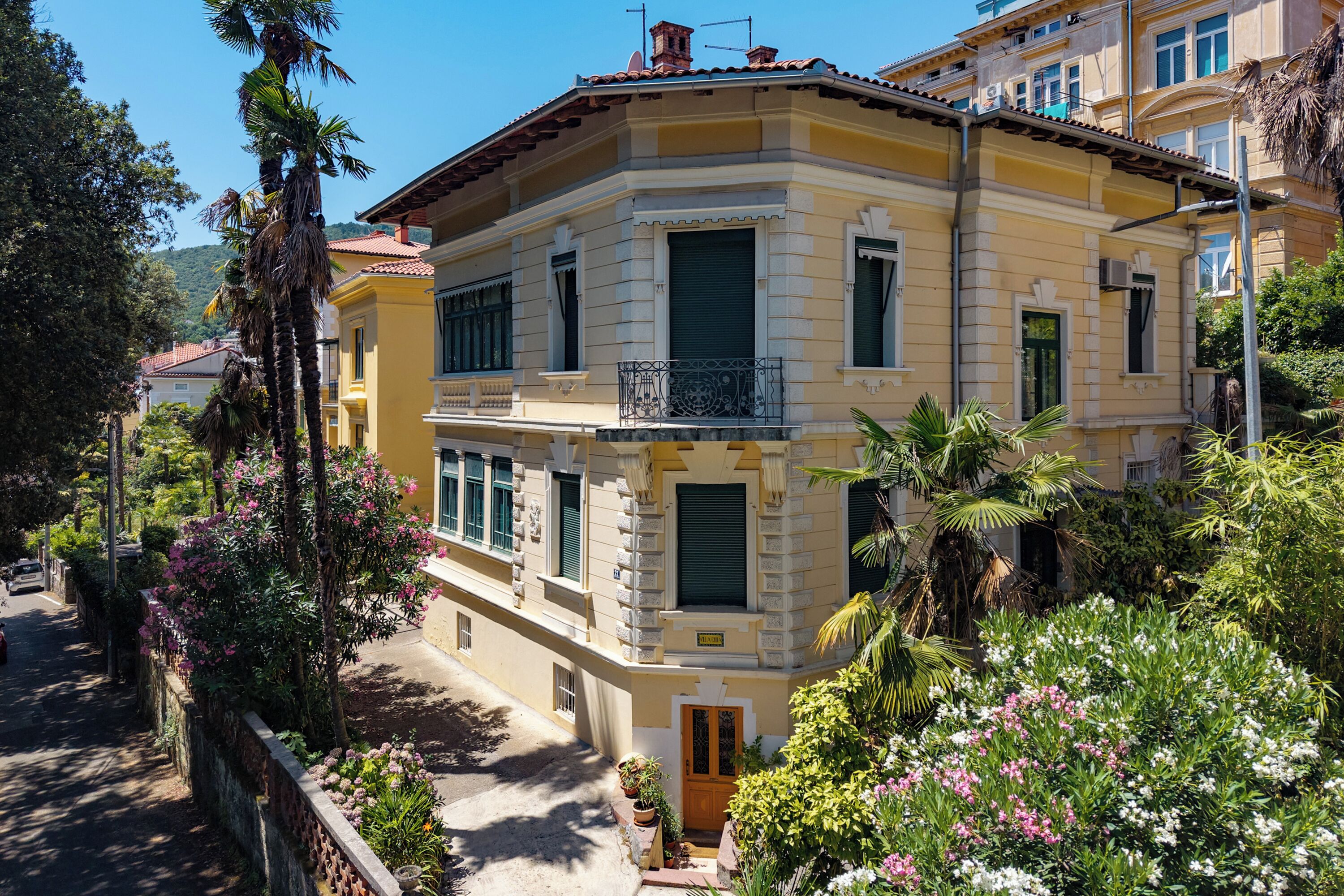 Lejlighed til brudepar - flere soveværelser - mod havet (Sea and City Retreat Opatija) | Udendørsområde