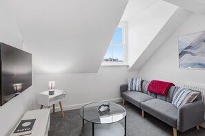 Nicht klassifiziertes Bild, 2 von 10, Schaltfläche