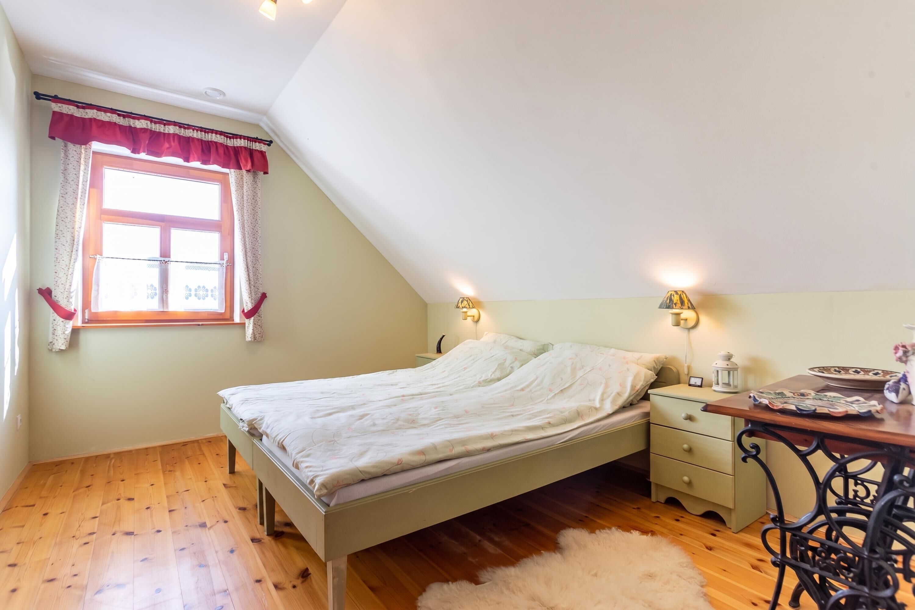Standard House, 3 Bedrooms, Microwave (Balaton View From Almadi with Terrace) | 3 bedrooms, WiFi