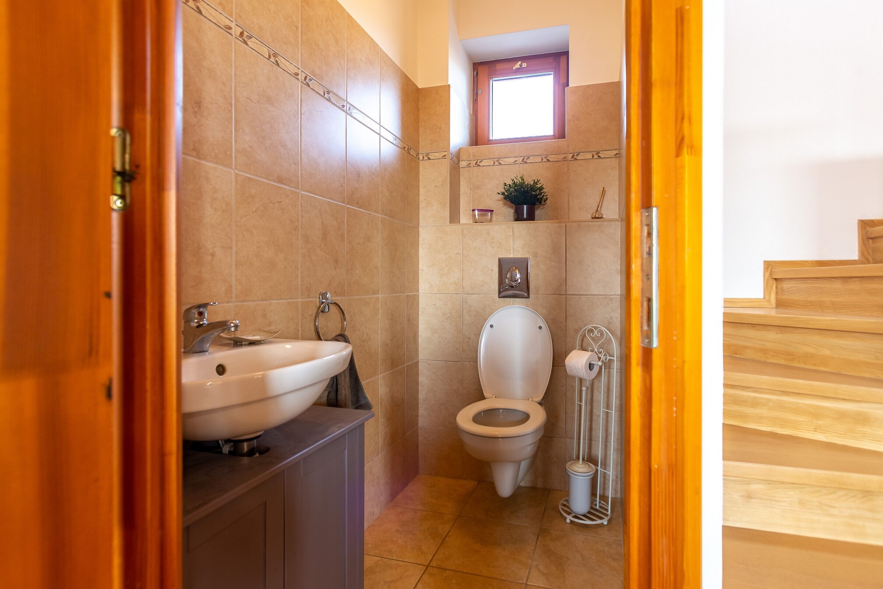 Nhà Tiêu chuẩn, nhiều phòng ngủ (Balaton View From Almadi) | Phòng tắm | Bồn tắm và buồng tắm vòi sen riêng, máy sấy tóc, khăn tắm, xà phòng 