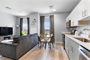Interior - Stylish 1BR Near Encore 3498 (Everett)