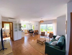 Living area - Entire housing: housing in Girona, Spain (Vidreres)