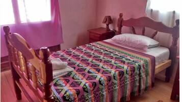 2 chambres, fer et planche Ă repasser, Wi-Fi, draps fournis