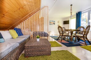House | Living room