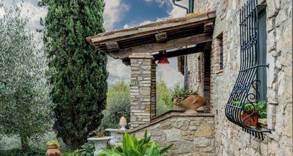 Casale delle Farfalle 12, Emma Villas
