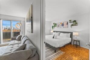 2 bedrooms, iron/ironing board, free WiFi - Gorgeous 2bd/1.5ba Next to BU 0487 (Boston)