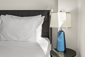 2 bedrooms, iron/ironing board, free WiFi