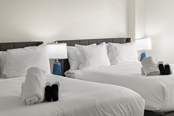 2 bedrooms, iron/ironing board, free WiFi