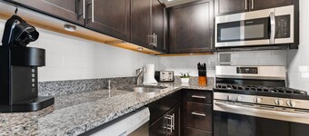 Beautiful 2BR Next to BU 4787