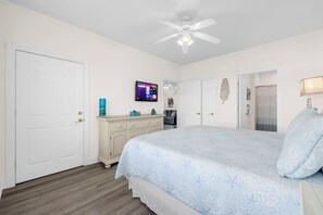 2 slaapkamers, een strijkplank/strijkijzer, gratis wifi, beddengoed