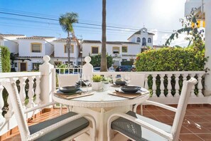 Outdoor dining - La Campana apartment with pool by Costarentals - Ref 60 (Las Lagunas de Mijas)