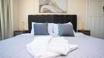 3 bedrooms, iron/ironing board, free WiFi