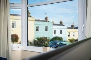 Interior - Luxury Bath retreat with beautiful views! (Bath and North East Somerset)