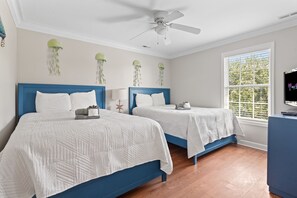 7 室のベッドルーム、アイロン / アイロン台、WiFi (無料)、ベッドシーツ