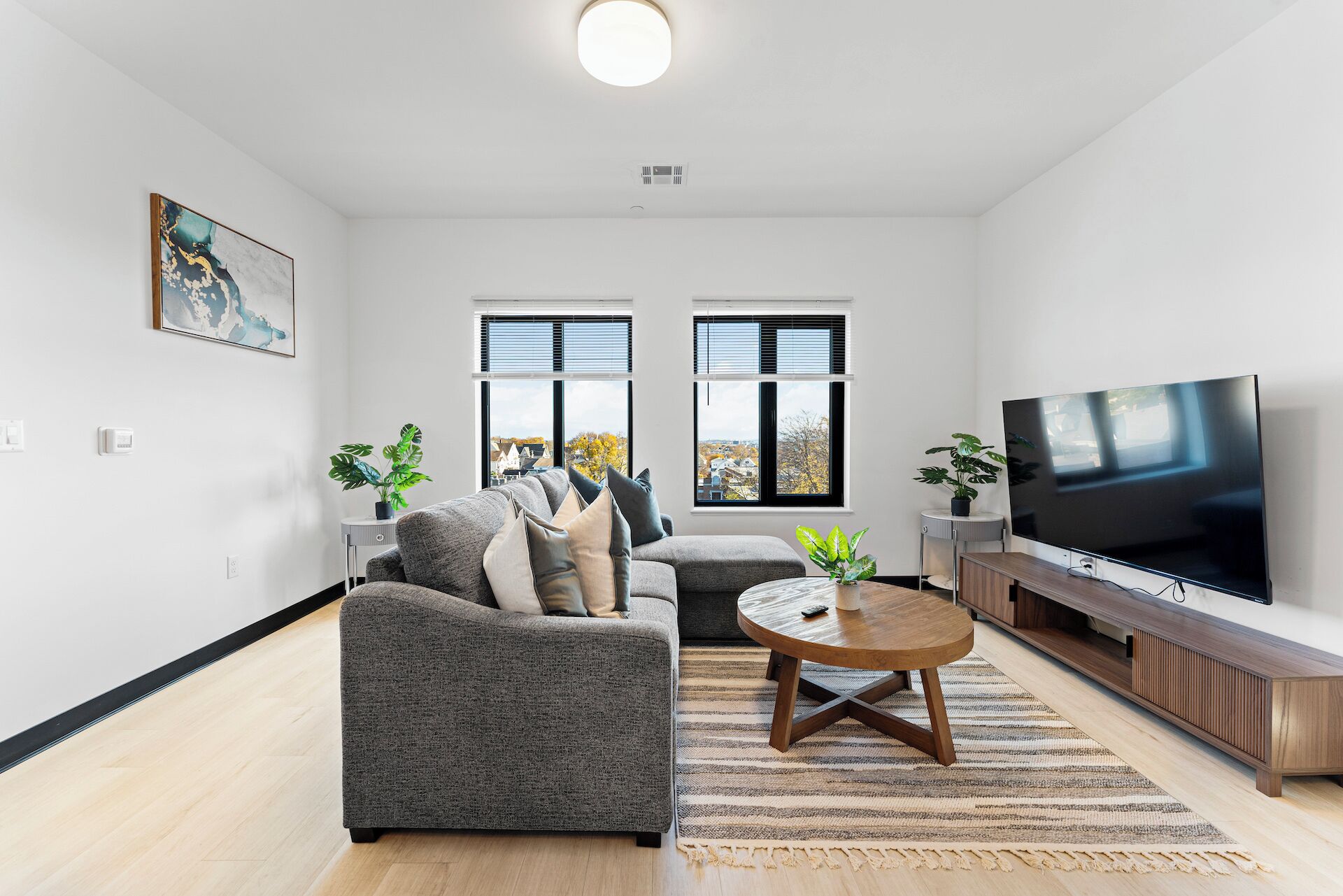 Luxury 2bd/2ba Near Boston 5s4k - Everett, MA