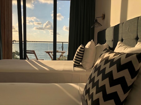 Comfort Twin Room, Balcony, Sea View | Blackout drapes, soundproofing, iron/ironing board, free WiFi