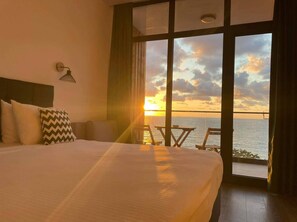 Comfort Double Room, Balcony, Sea View | 2 bedrooms, blackout drapes, soundproofing, iron/ironing board