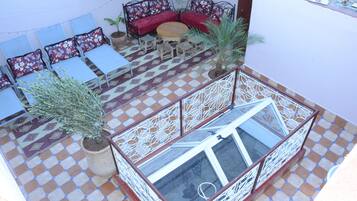 Enceinte de lâhĂ©bergement