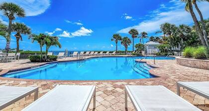 PRIME LOCATION Islamorada Anglers Reef Oceanview w/ Private Beach, Pool, Marina