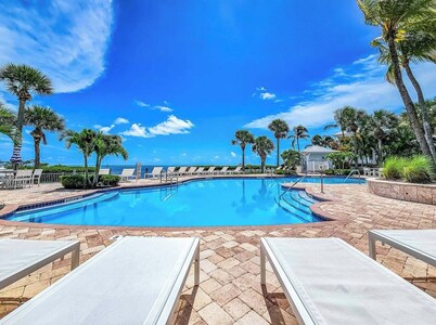 PRIME LOCATION Islamorada Anglers Reef Oceanview w/ Private Beach, Pool, Marina
