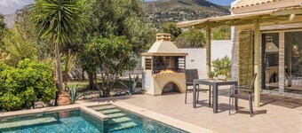 Caretta Beach Villa - One Bedroom Villa, Sleeps 2
