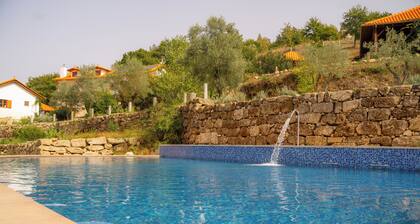 Stunning 10 bedroom quinta, sleeps 20 escape to nature for the perfect getaway.