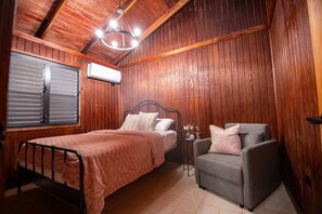 4 chambres, fer et planche à repasser, Wi-Fi, literie fournie