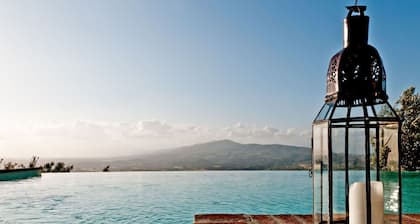 Cottage in Chianti With Infinity Pool