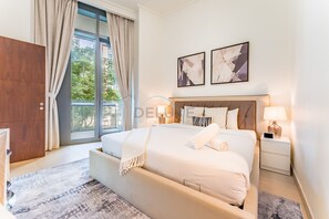 2 bedrooms, in-room safe, iron/ironing board, free WiFi