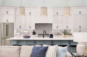 Smart TV, fireplace, DVD player