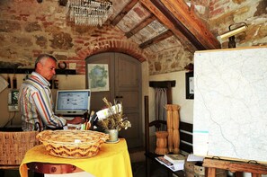 Hus | Eget kjøkken | Høy barnestol