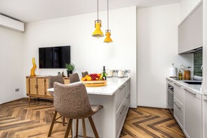 Luxury Apartment, Bay View | Dining room - Futura Smart Sorrento (Sorrento)