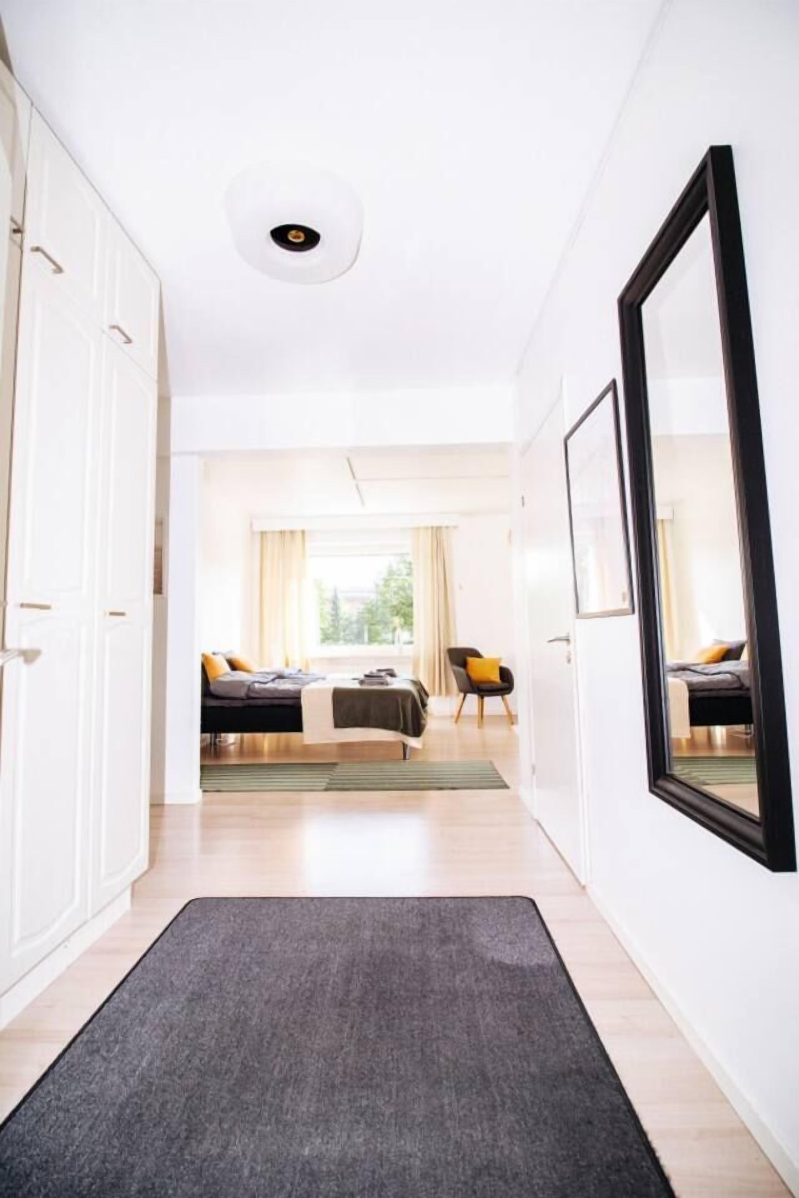 3 bedrooms, iron/ironing board, travel crib, free WiFi