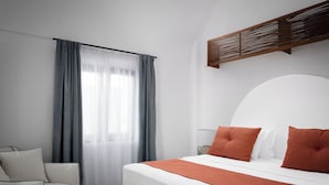 Superior Suite, Sea View | Bathroom - The Duchess (Therasia)