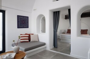 Deluxe Suite, Sea View | 1 bedroom, minibar, in-room safe, laptop workspace - The Duchess (Therasia)