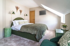 2 bedrooms, free WiFi, bed sheets - Cottage Cwtch (Neath)