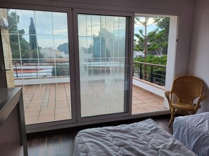 4 bedrooms, internet