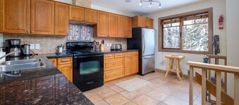 3 Bed, 3.5 Bath Townhome at RED Resort