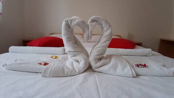 2 dormitorios, tabla de planchar con plancha, cuna de viaje y wifi