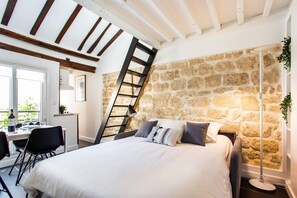 1 bedroom, laptop workspace, iron/ironing board, bed sheets - Beautiful Apartment - 1br/4p - Saint-georges (Paris)