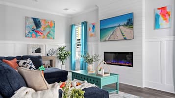 Smart-TV, Kamin, Videospiele, TischfuĂball