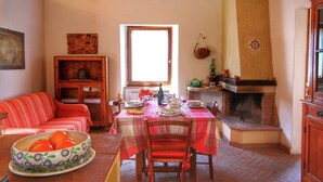 House | Dining